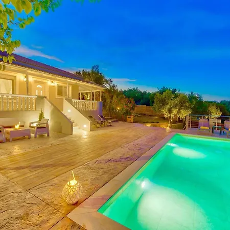 Villa Oliveto